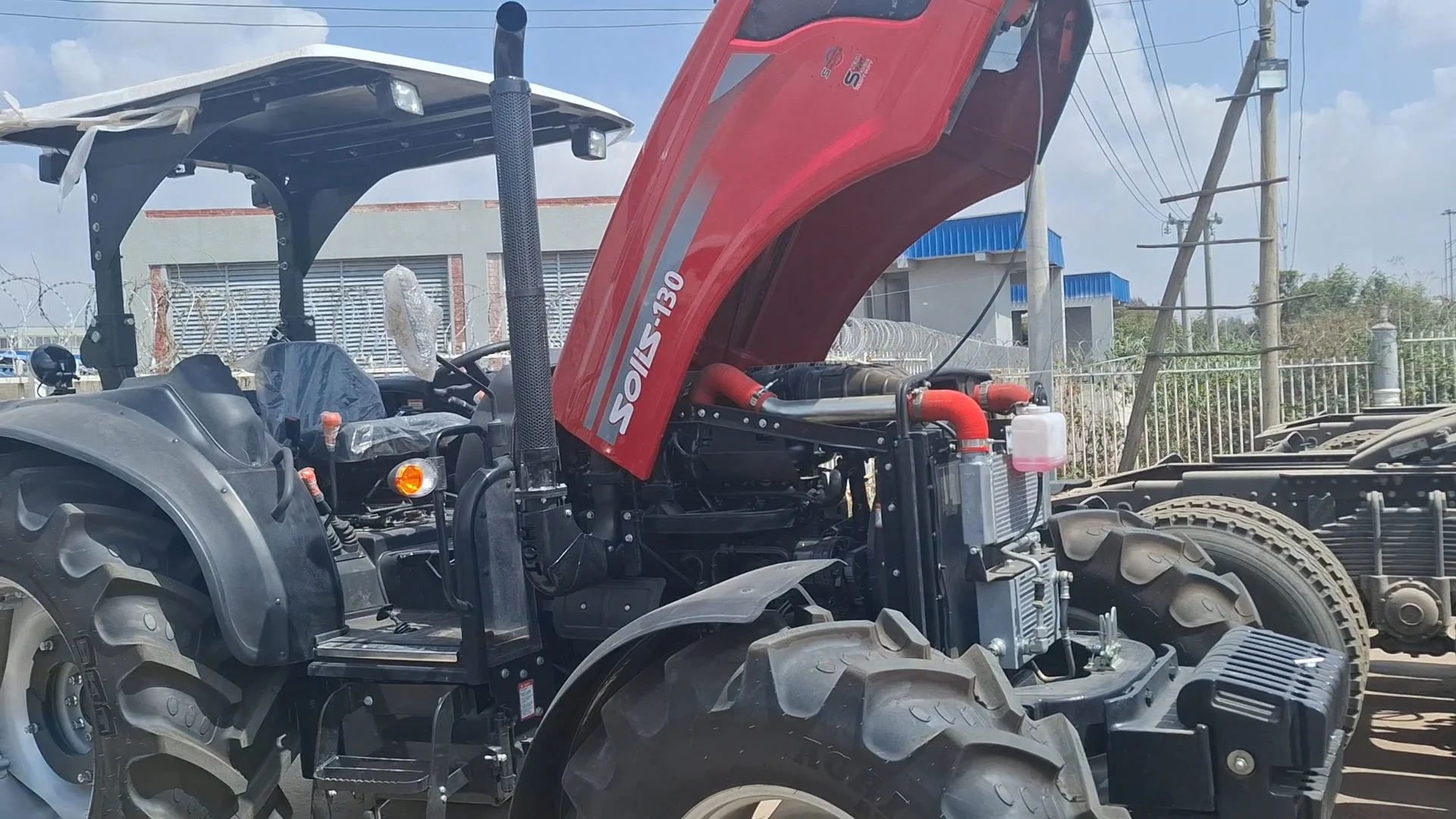 SOLIS 130HP Open Hood Engine