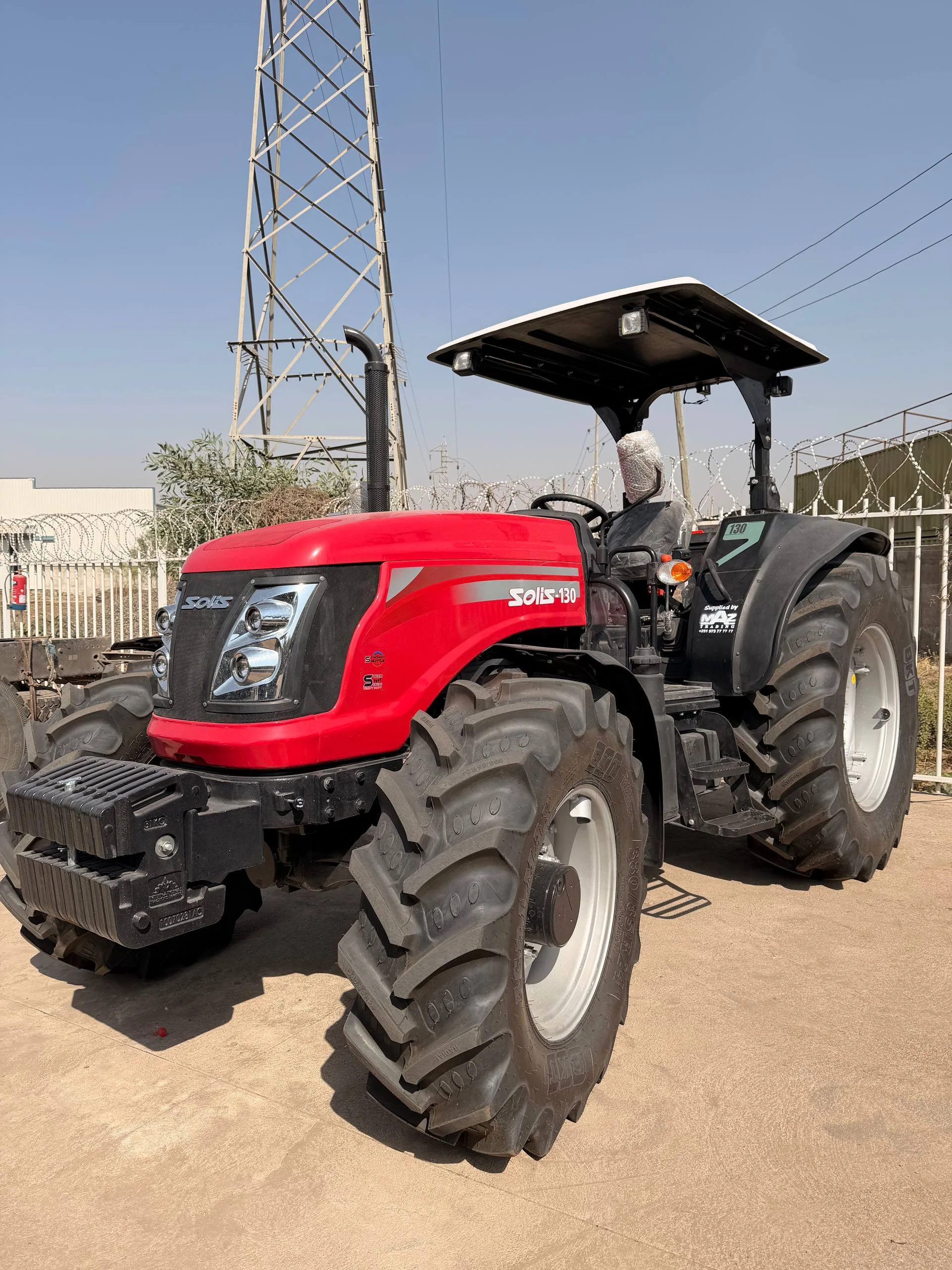 SOLIS 130HP Hero